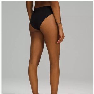 4 lululemon underwear